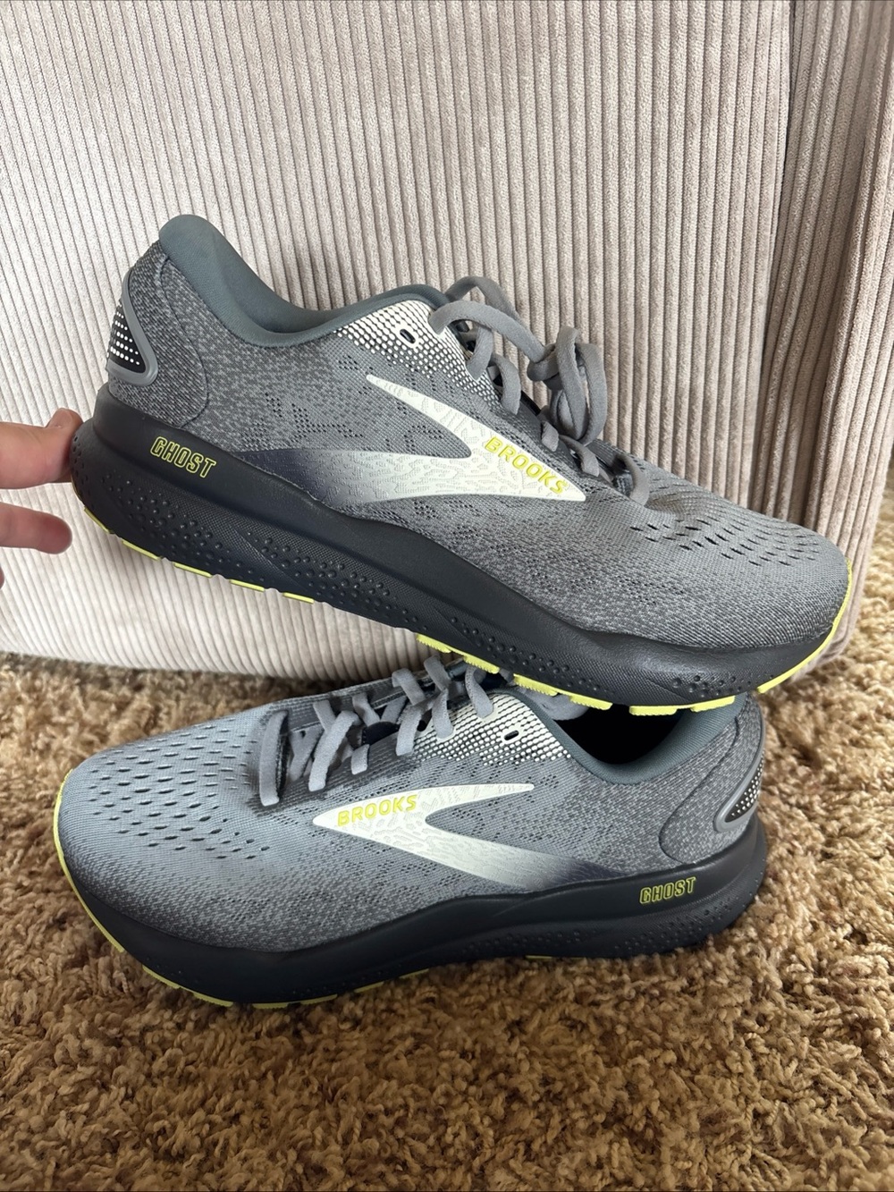 Brooks Ghost 16 Men's Running Shoes — Gray with Lime Accents